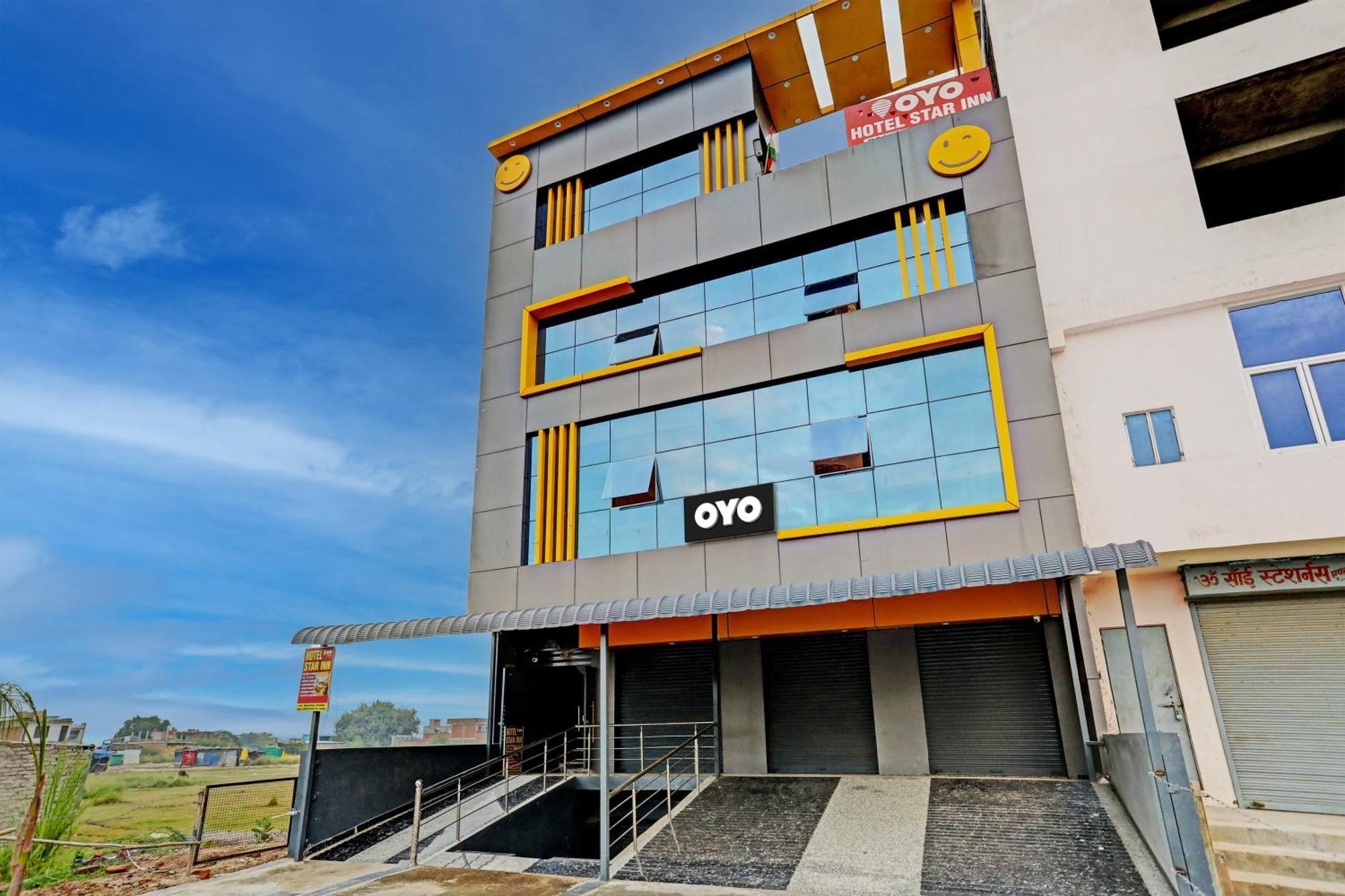 Oyo Flagship Hotel Star Inn 坎普尔 外观 照片